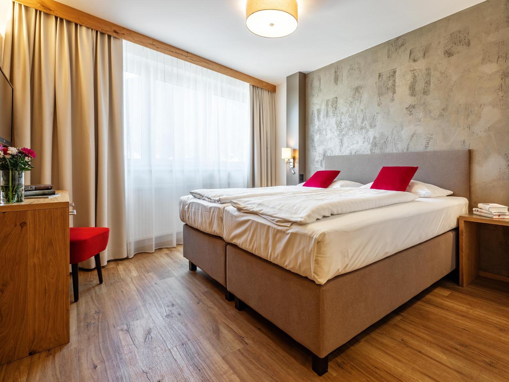Stadthotel Eggerbräu 3*